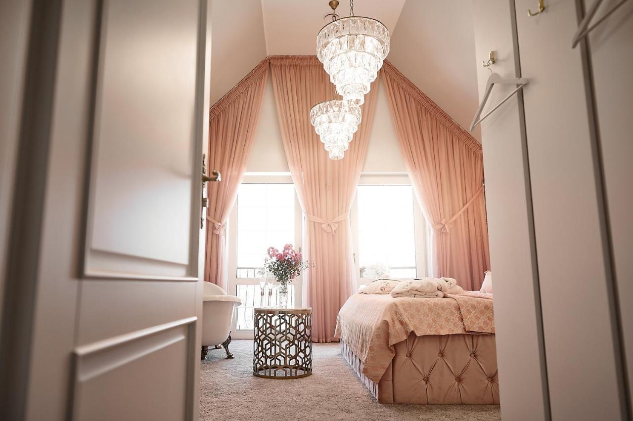 La Rose Residence Mikołajki エクステリア 写真