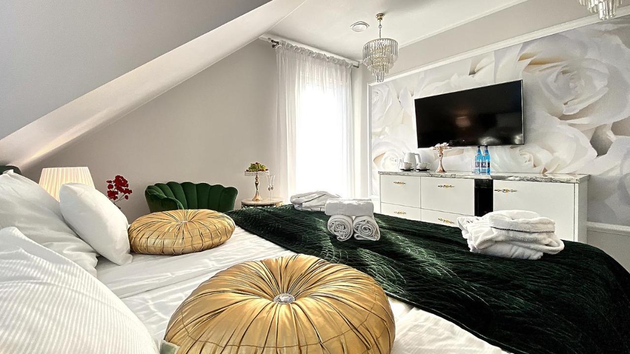 La Rose Residence Mikołajki エクステリア 写真