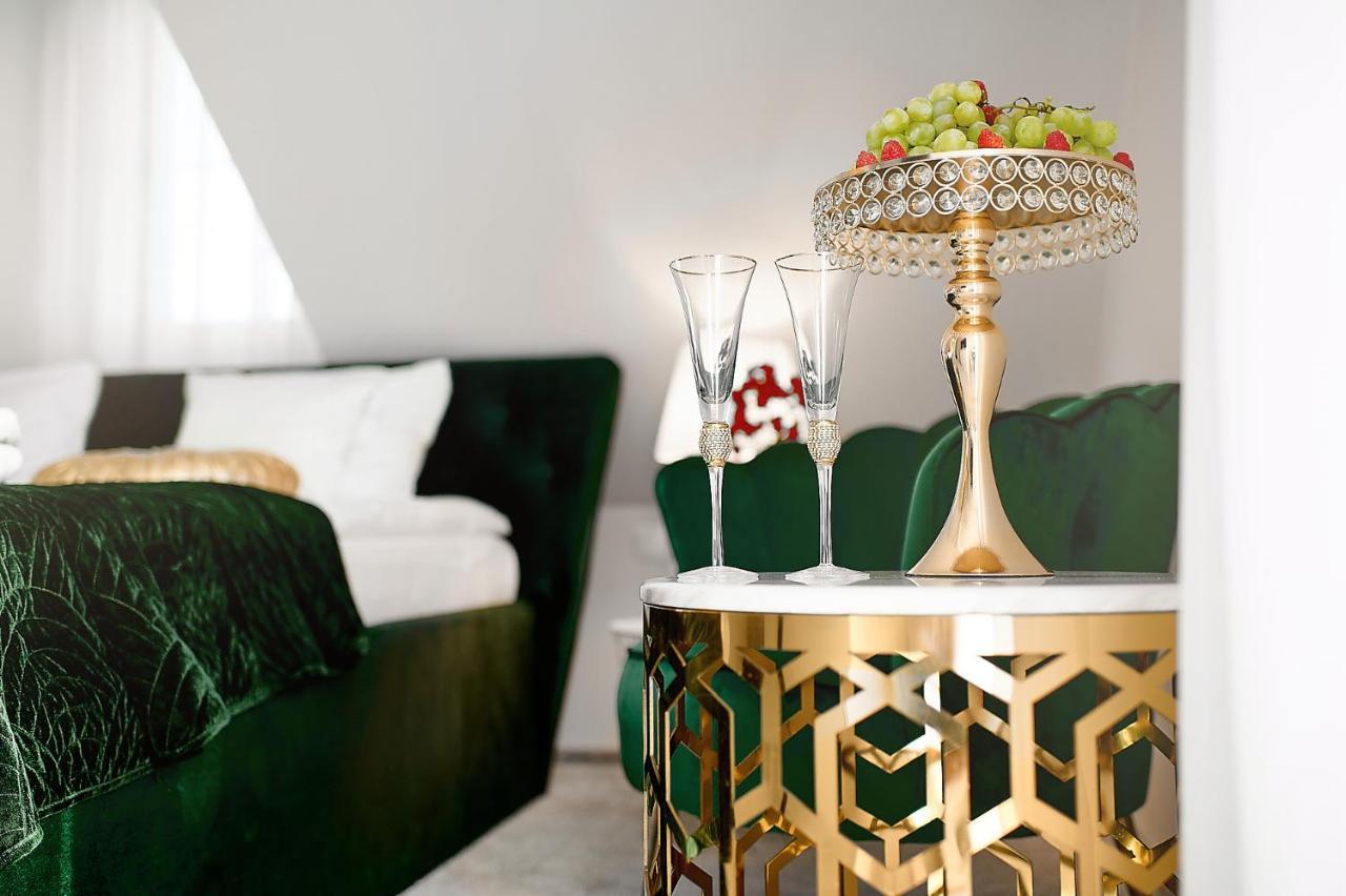 La Rose Residence Mikołajki エクステリア 写真